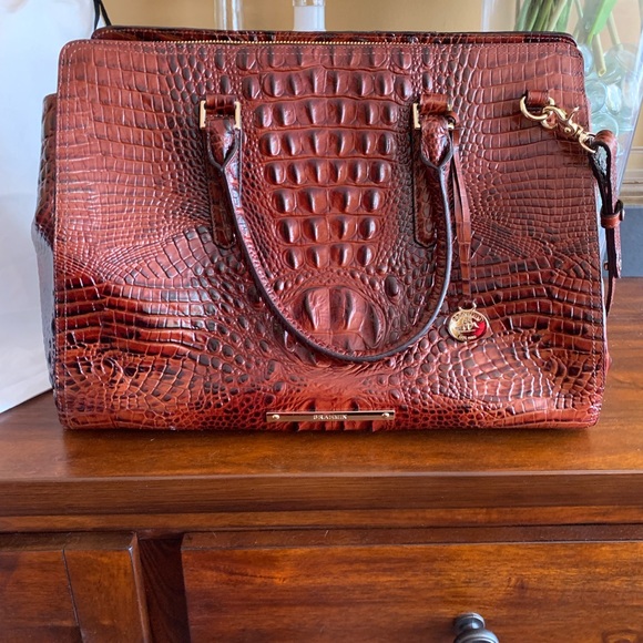 Purse - Picture 3 of 4